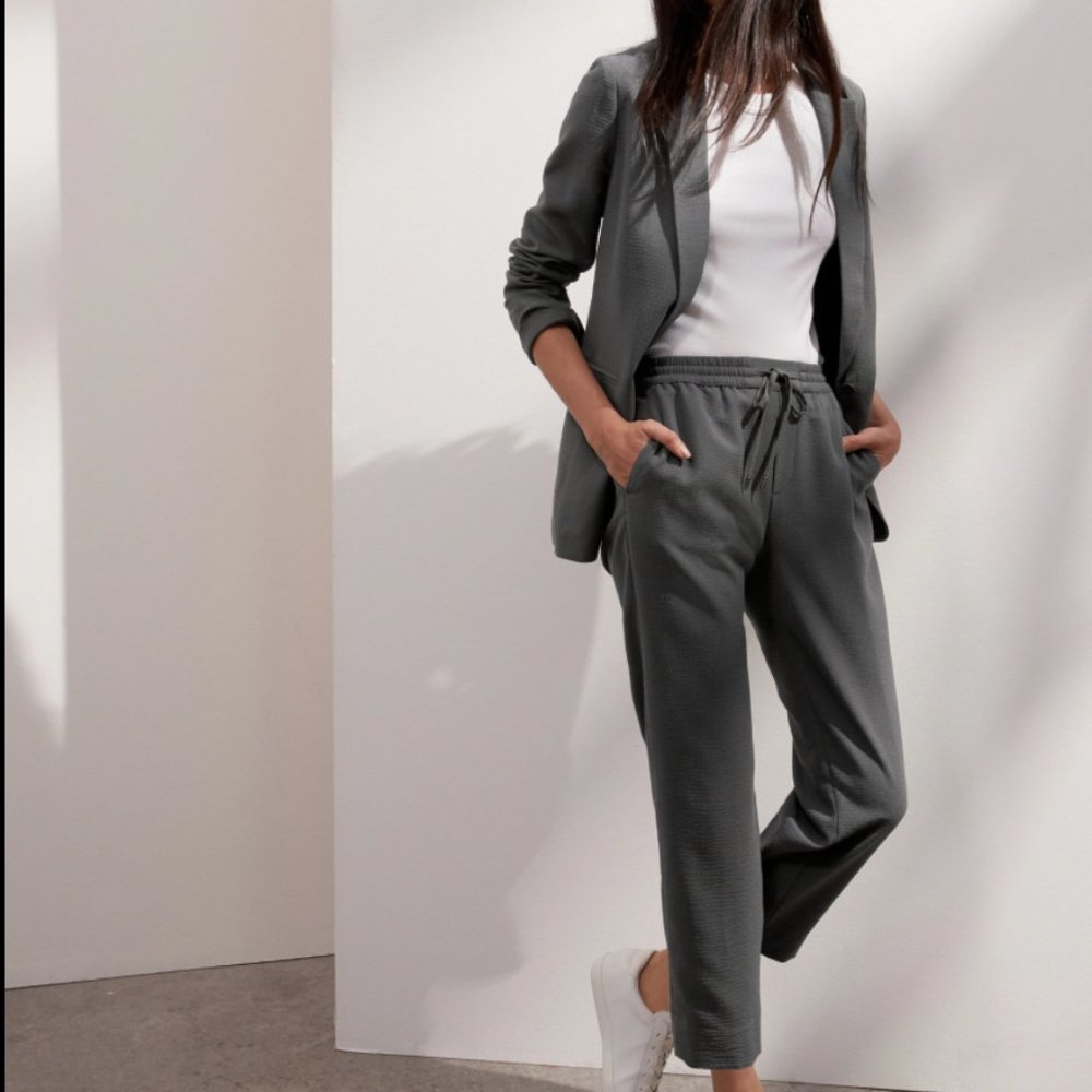 NWT Banana republic Slim Seersucker Pant Sz XSP